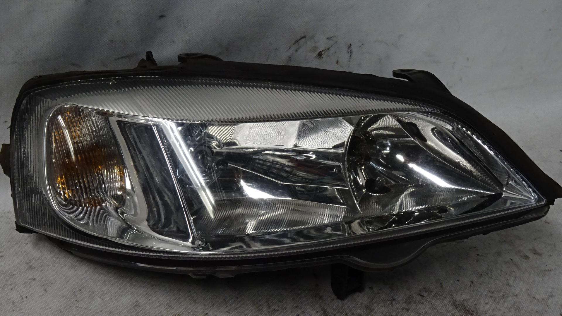 Opel Astra G Coupe Bj2001 Hauptscheinwerfer Frontscheinwefer rechts Halogen