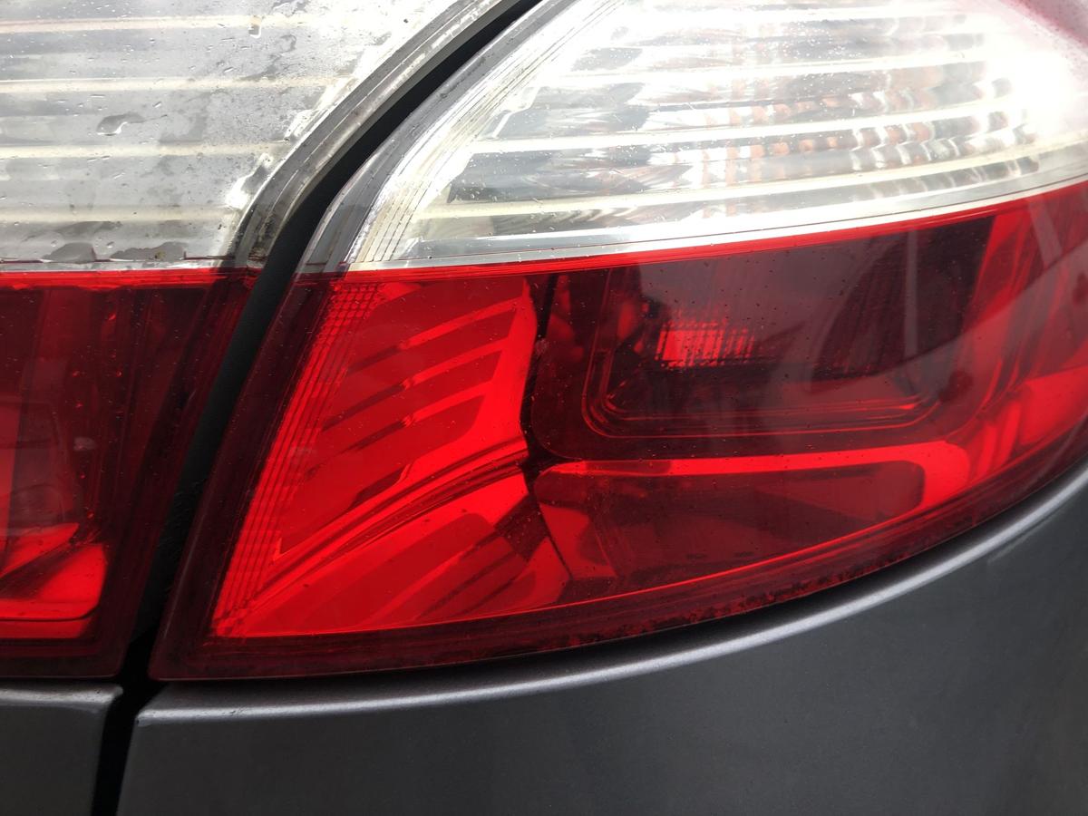 Renault Megane III 3 R&uuml;ckleuchte au&szlig;en rechts R&uuml;cklicht Heckleuchte 5 t&uuml;rer