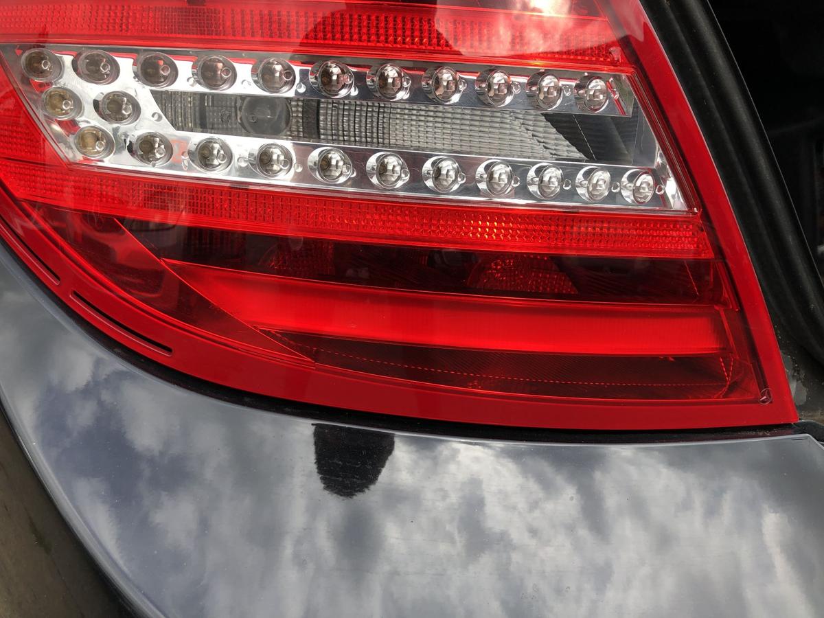 Mercedes C-Klasse W204 Mopf R&uuml;ckleuchte links R&uuml;cklicht Heckleuchte LED Limo