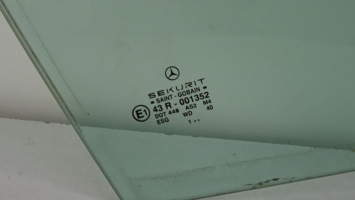 Mercedes A Klasse W168 Bj2001 Türscheibe vorn rechts in grüncolor