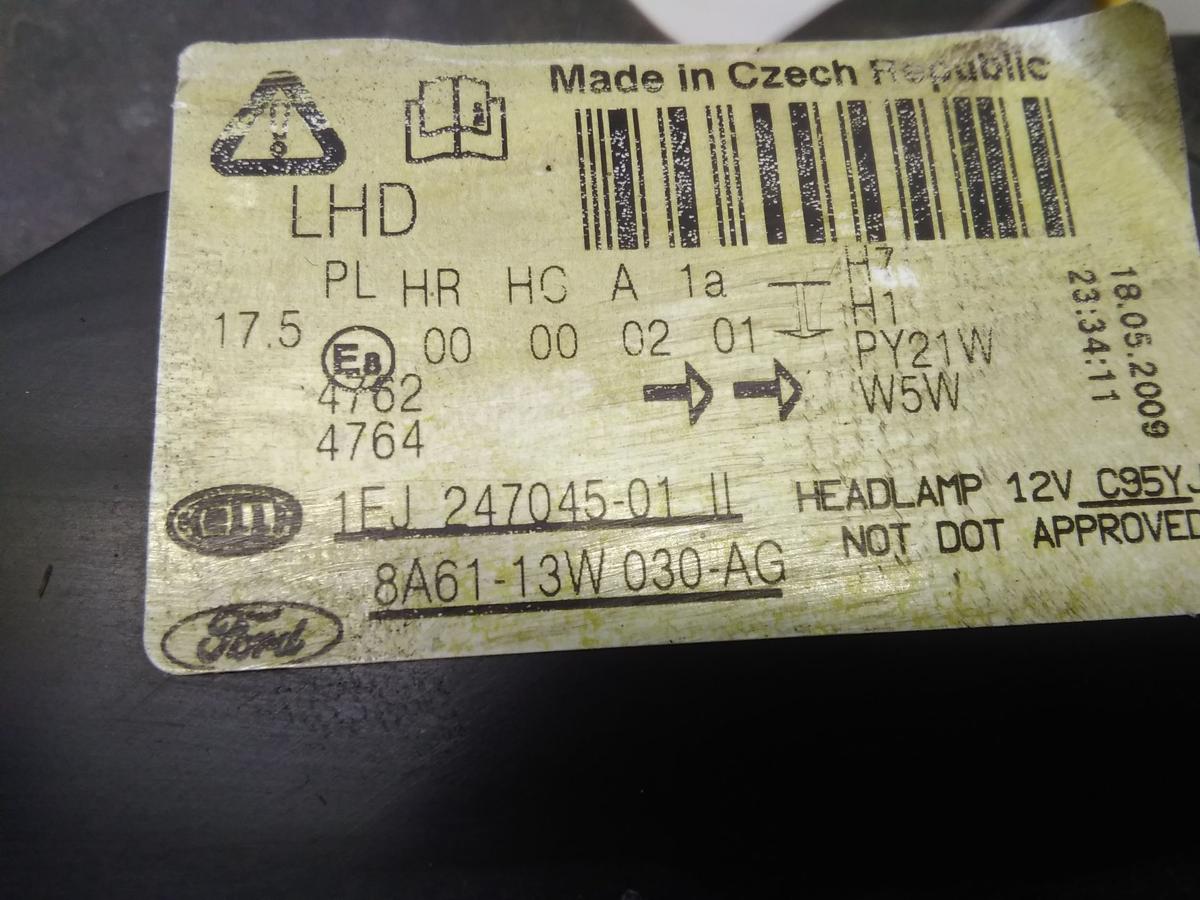 Ford Fiesta JA8 original Scheinwerfer links schwarz Halogen mit LWR BJ2009