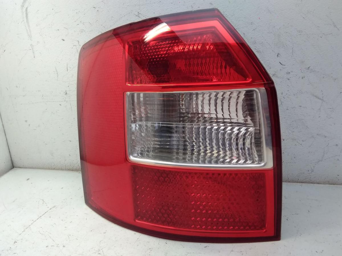 Audi A4 B6 8E Avant R&uuml;ckleuchte Heckleuchte links Kombi BJ2002 Depo