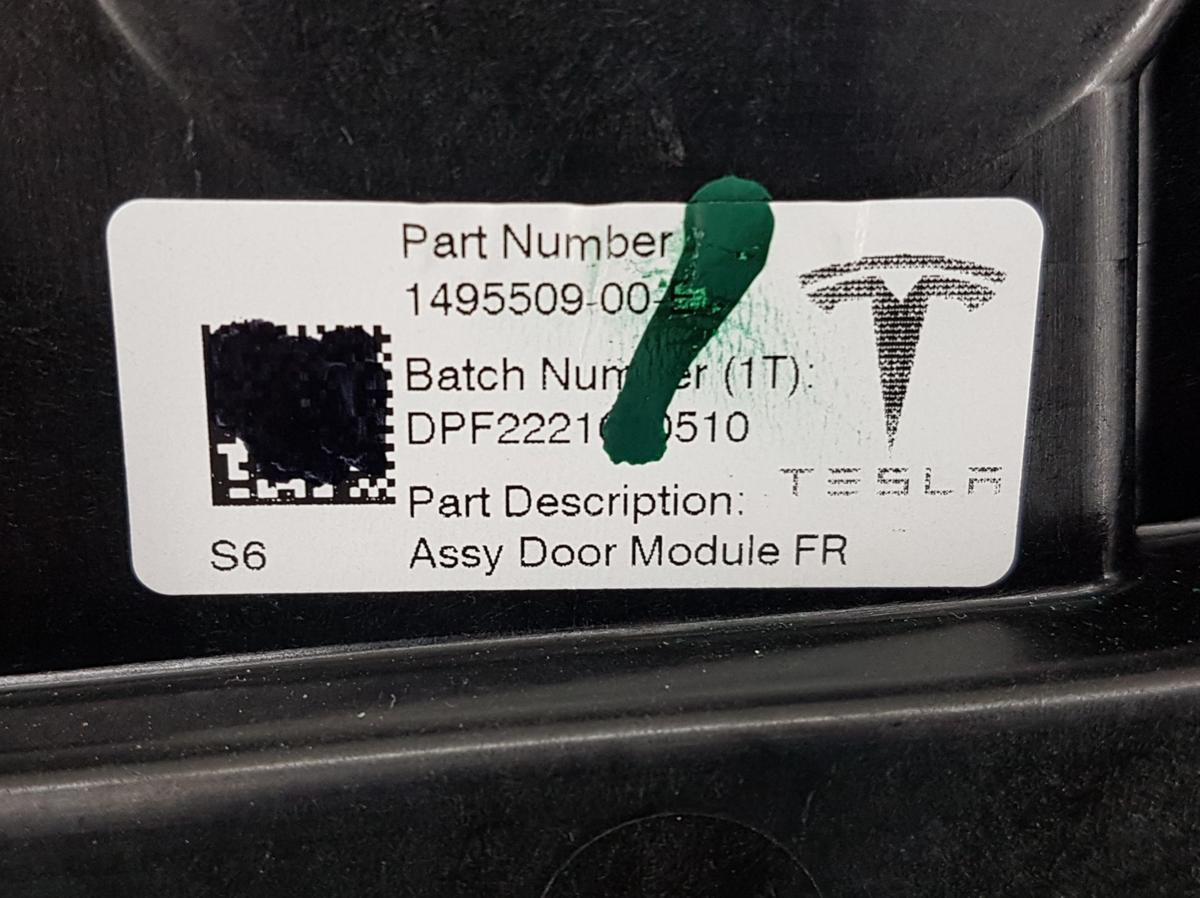 Tesla Model Y Fensterheber vorn rechts Bj22 149550900E 152680500B mit Motor