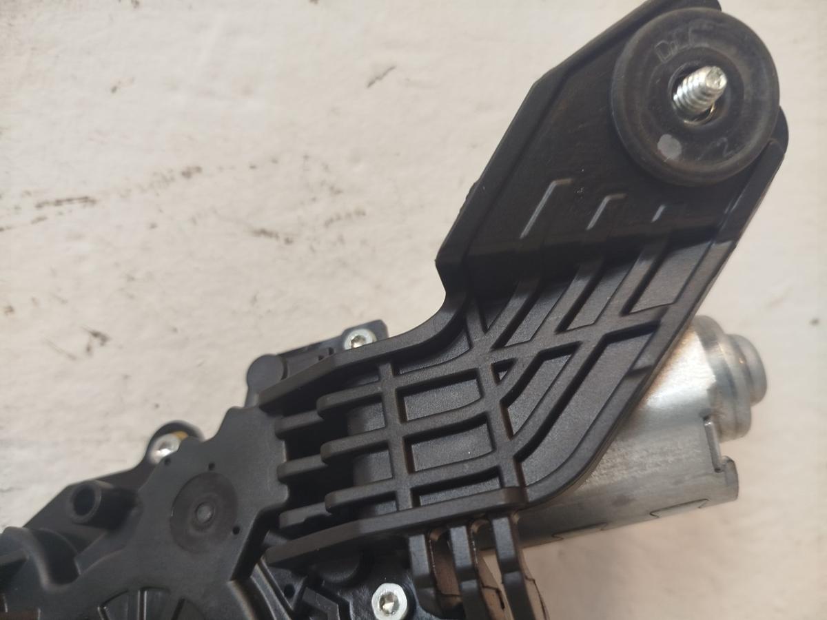 Hyundai i30 PD Mild Hybrid Heckwischermotor Wischermotor hinten