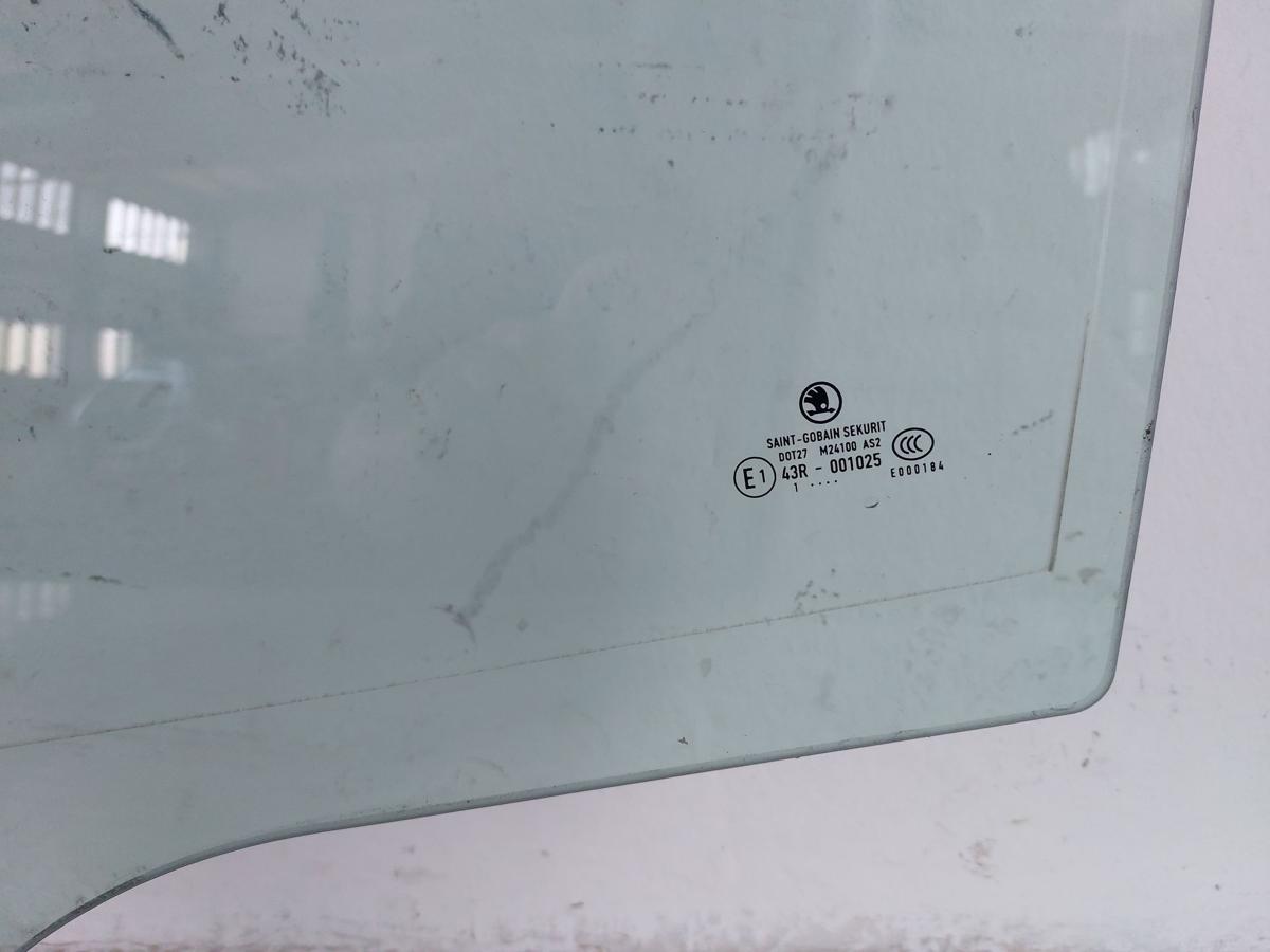 Skoda Fabia II 2 Typ 5J T&uuml;rscheibe vorn links Seitenscheibe Scheibe Colorglas