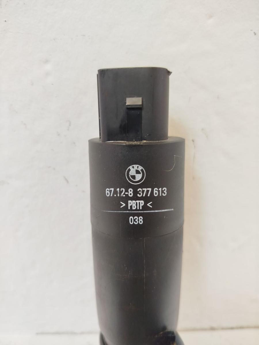 BMW E39 Pumpe SRA Scheinwerferreinigungsanlage 67128377613