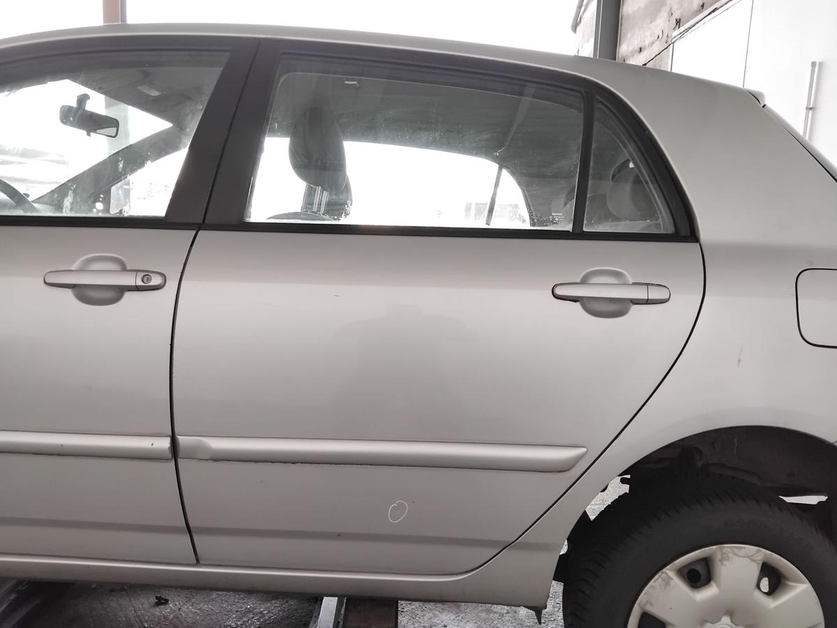 Toyota Corolla E12 T&uuml;r hinten links 5-T&uuml;rer Schr&auml;gheck japanisches Modell BJ2003