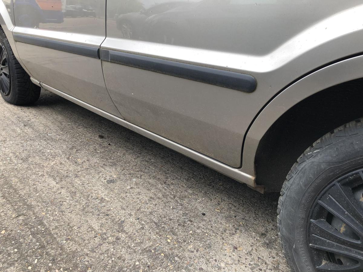 Ford Fusion JU2 Tür hinten links Fondtür im Rohbau Sahara Metallic
