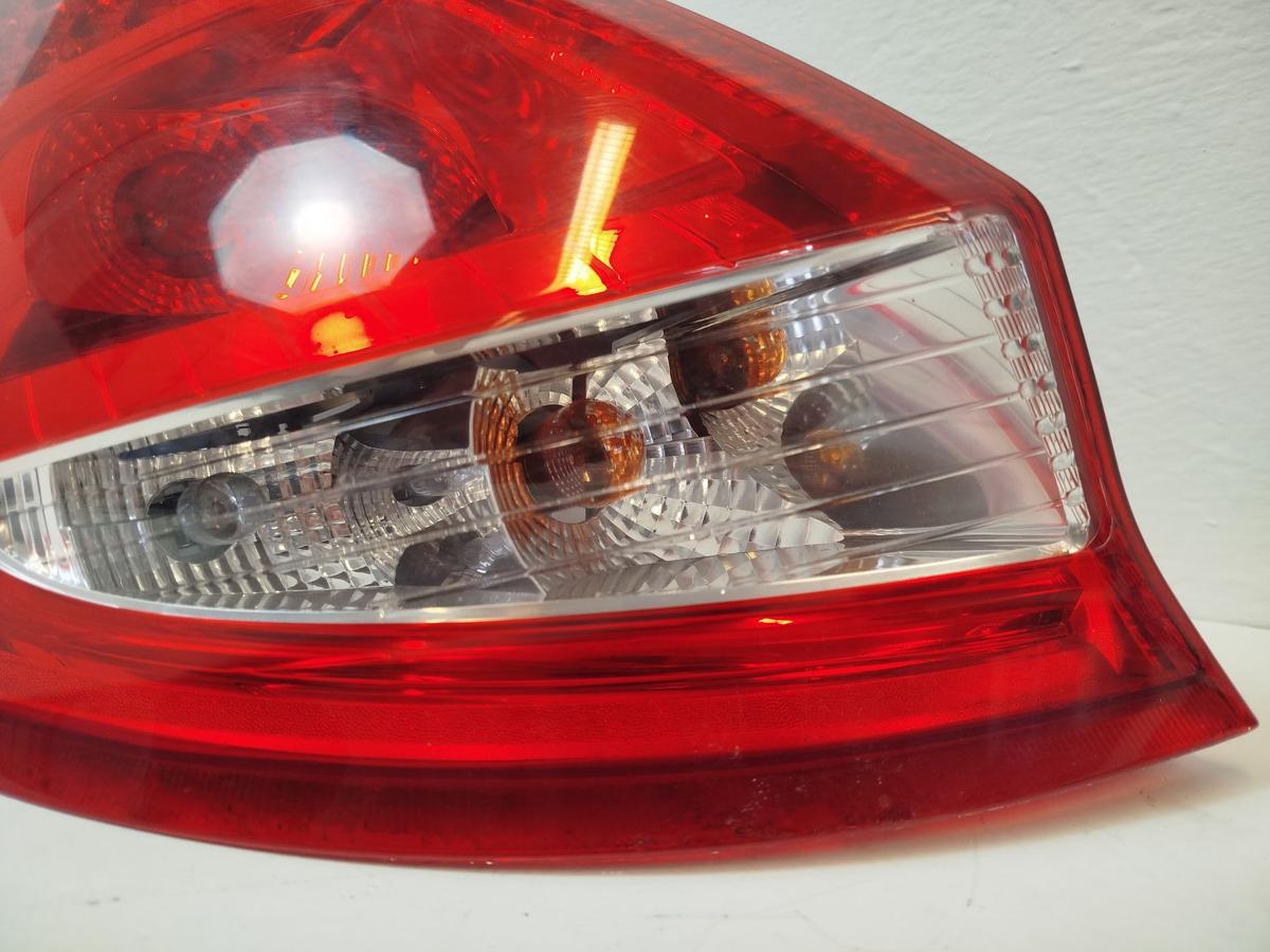Ford Fiesta JA8 R&uuml;ckleuchte links R&uuml;cklicht Heckleuchte 3/5 t&uuml;rer Heckleuchte