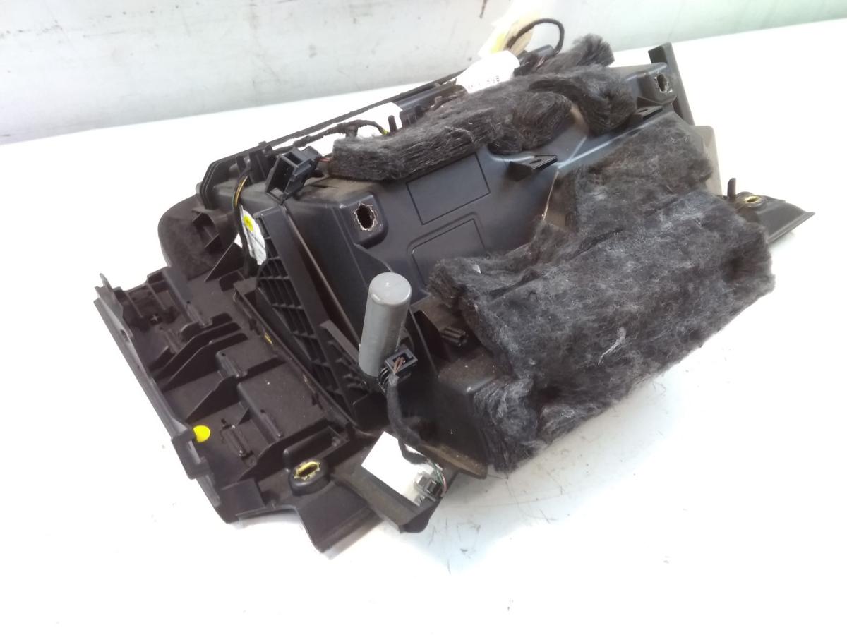 Audi A1 8X original Handschuhfach schwarz BJ2010