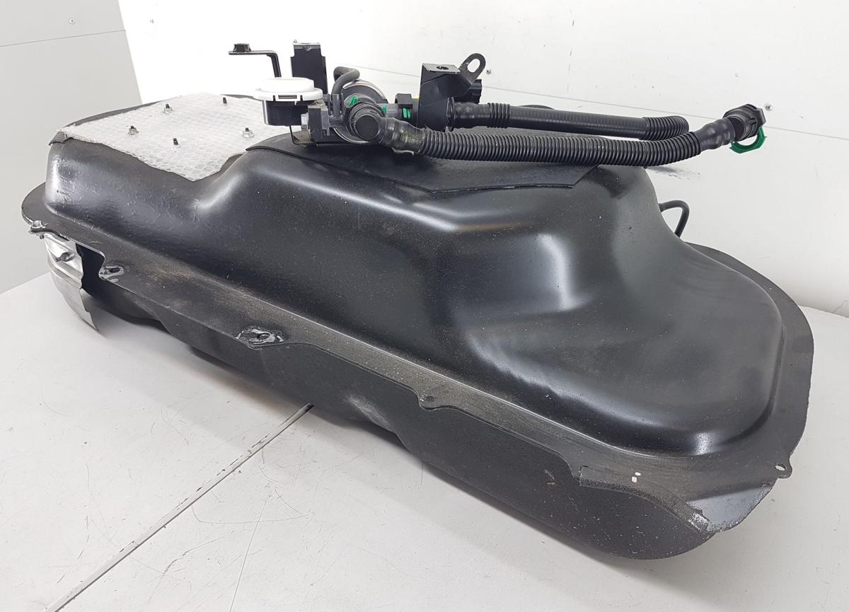 Mitsubshi Eclipse Cross Kraftstofftank Kraftstoffbeh&auml;lter Bj2023 2,4 72kw Hybrid