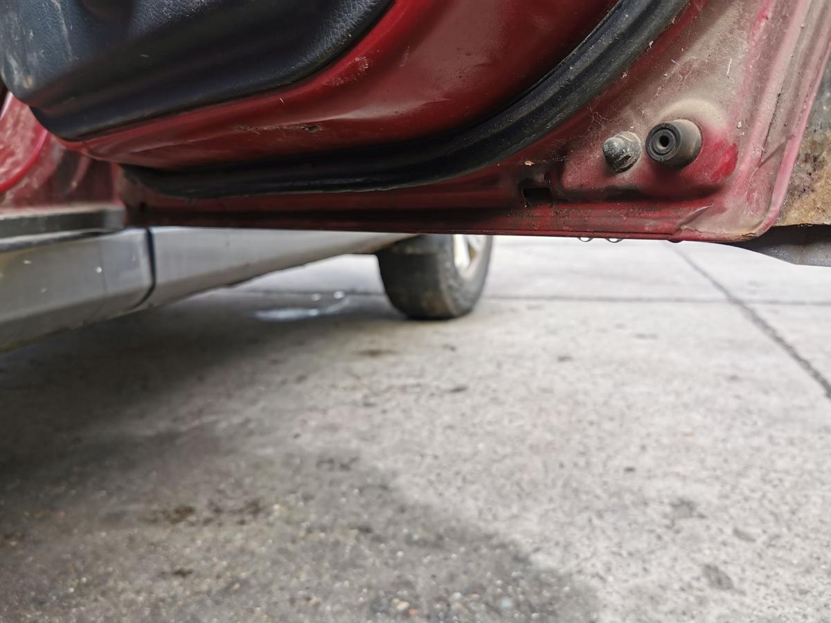 Kia Sorento JC Tür Autotür Rohbautür Fondtür hinten rechts R9 Ruby Red metallic