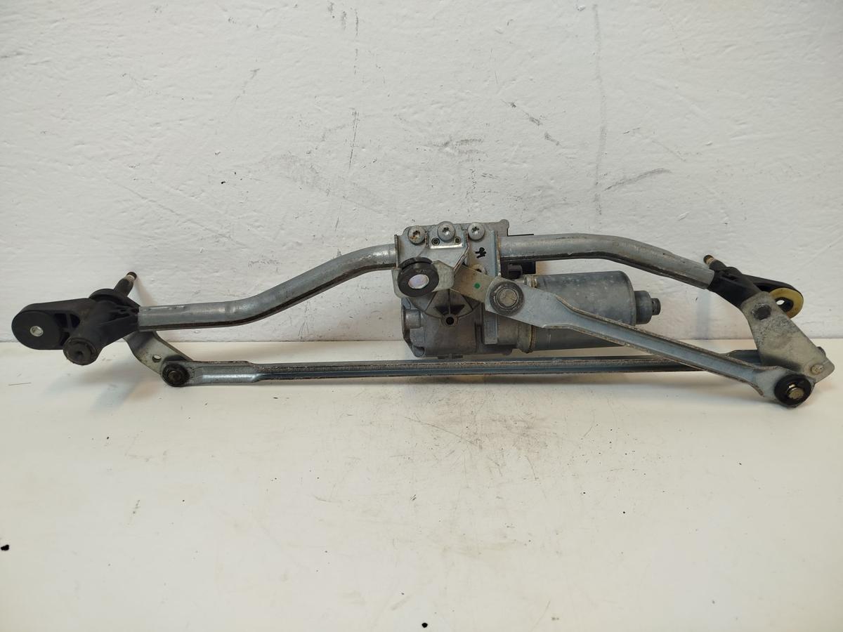 Audi A5 8T Coupe Wischermotor vorn mit Gestänge OEM Valeo Scheibenwischer