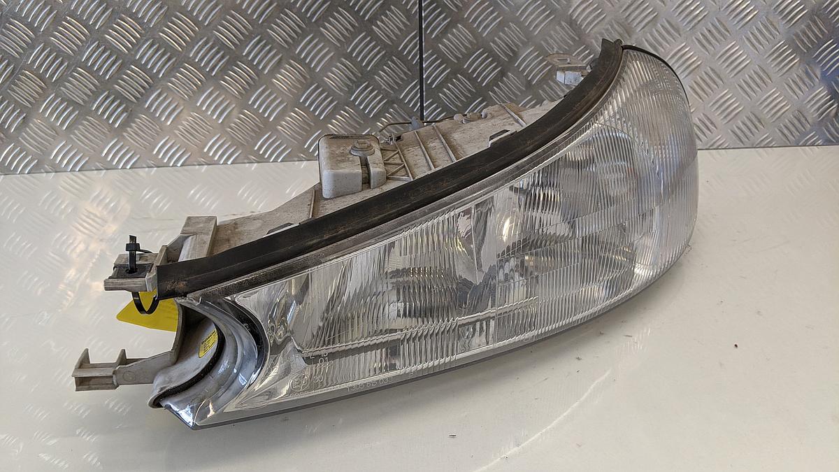Ford Mondeo Scheinwerfer Lampe vorn links 96BG13006AS 0301098201