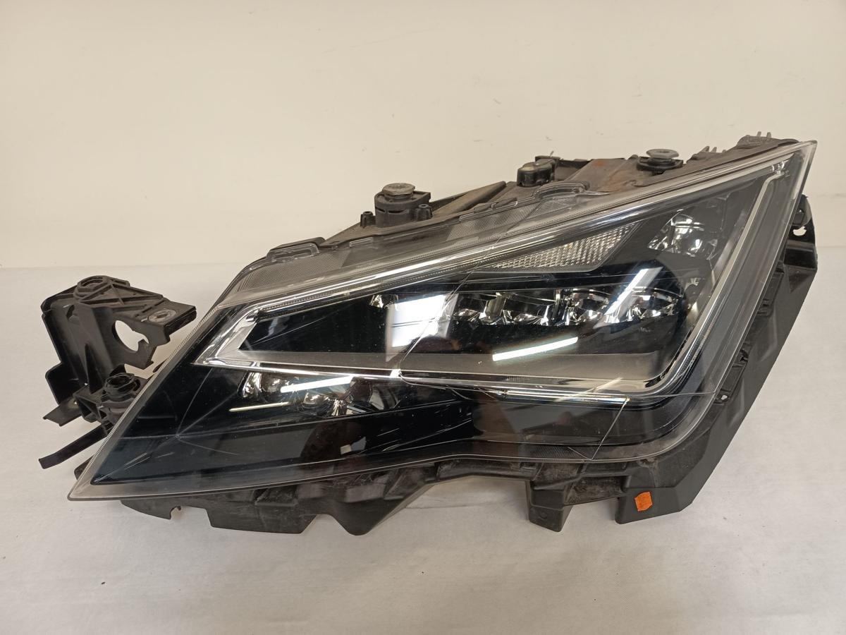 Seat Leon ST 5F original Scheinwerfer links vorn headlight front left LED BJ2015