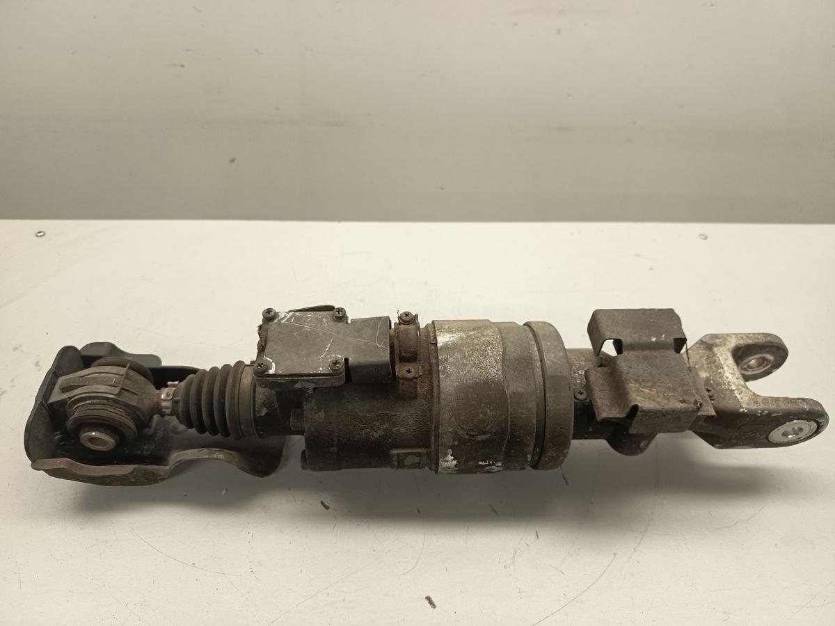 Renault Laguna III Kombi Baujahr 2010 orig Lenkgetriebe HA Zahnstangenaufhängung