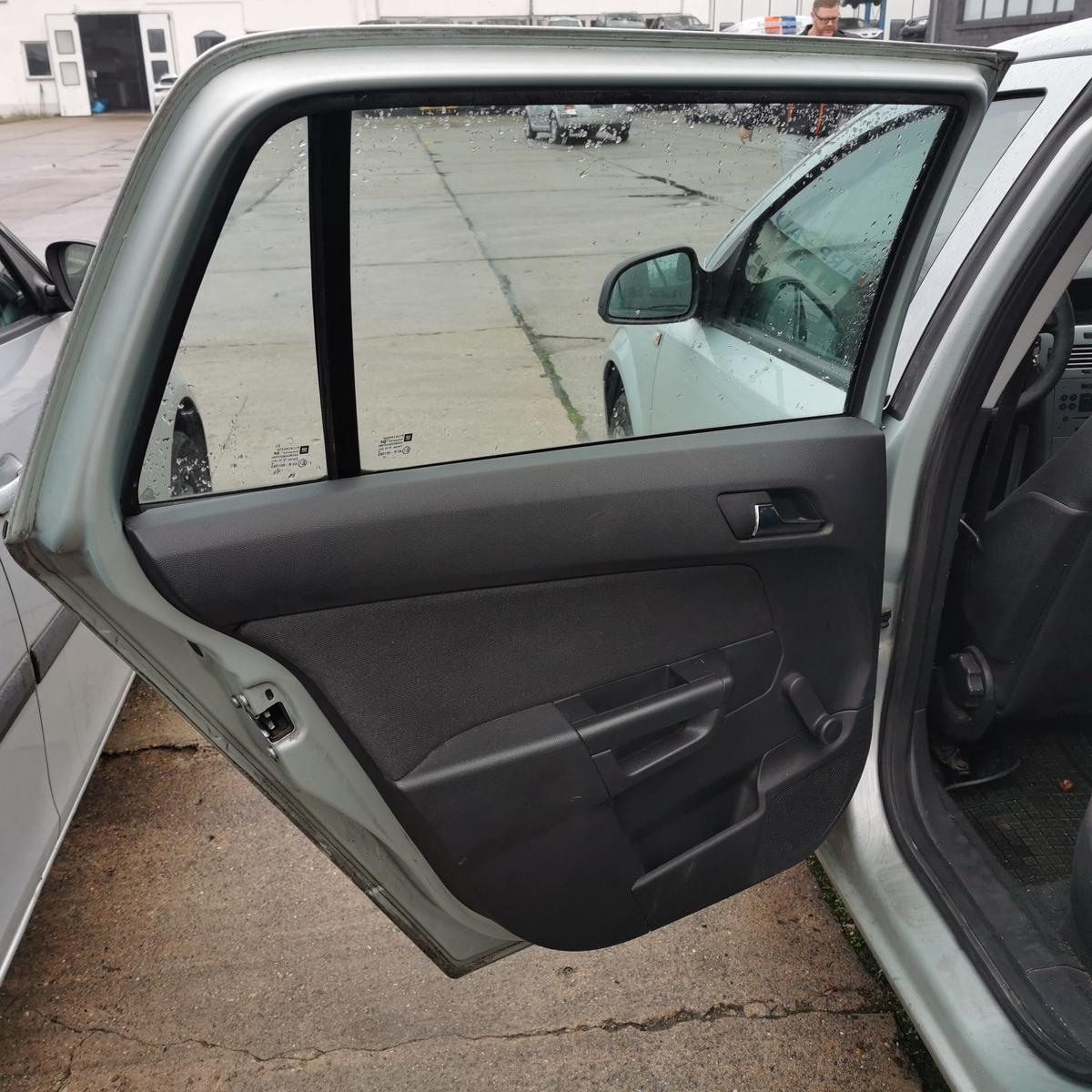 Opel Astra H Tür hinten links Rohbau Caravan Z30C Ming Green Met