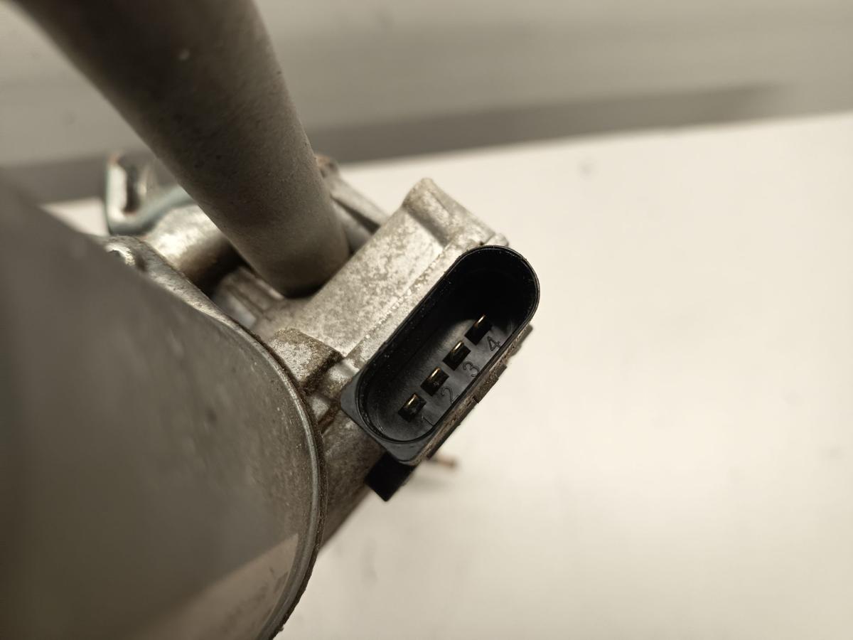 Audi A4 B8 8K original Wischermotor vorn mit Gest&auml;nge Bj 2008