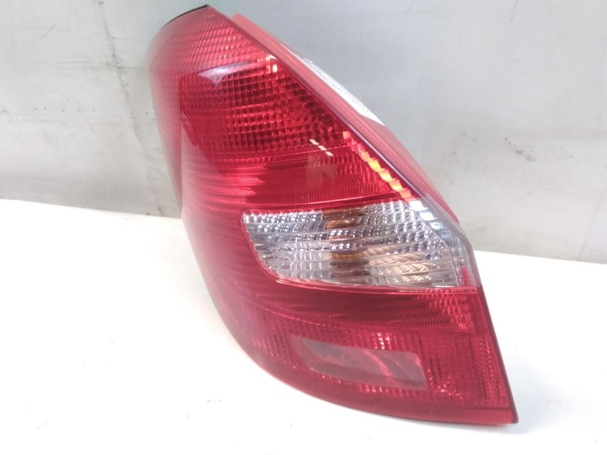 Skoda Fabia 2 5J original R&uuml;ckleuchte Heckleuchte links Kombi & Flie&szlig;heck BJ2009