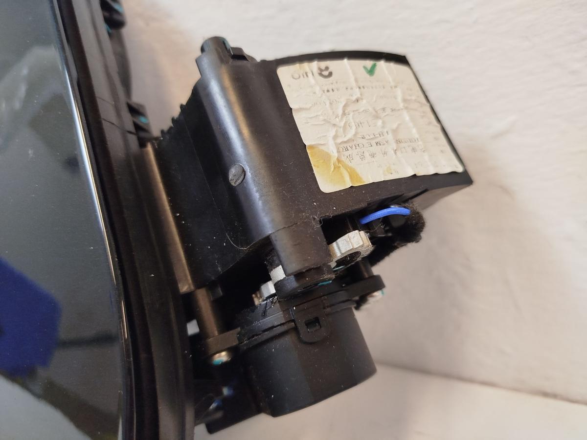 NIO EL6 Elektro SUV Ladeklappe Klappe HV Ladeanschluss