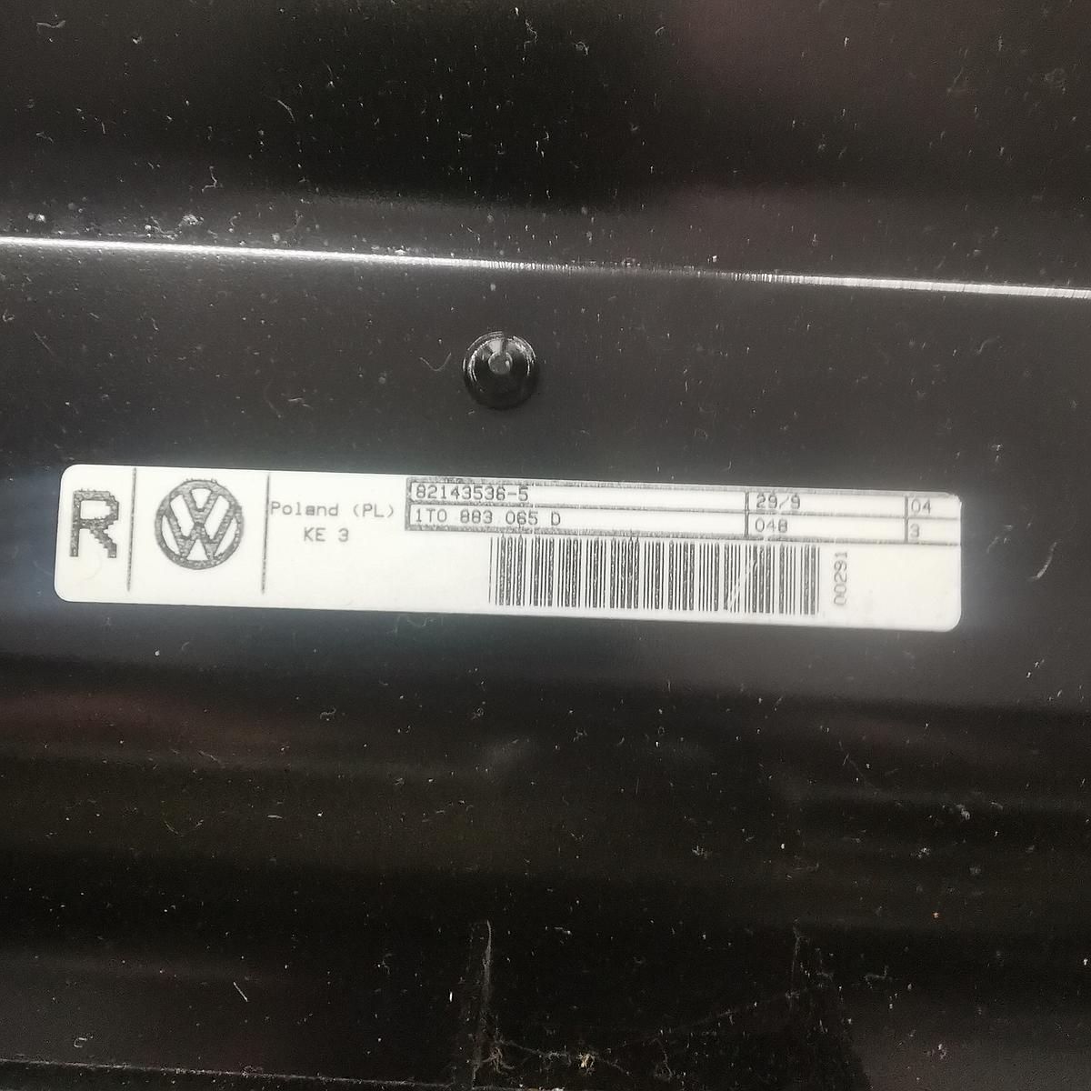 VW Touran 1T Bj.04 Einzelsitz Mitte rechts 2. Reihe 1T0883085D Sitz hinten