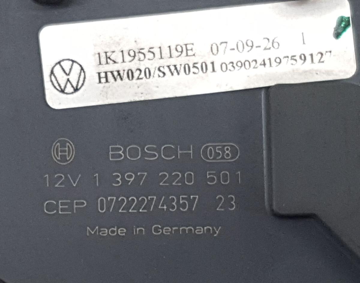 VW Golf V Wischermotor vorn 1K1955119E 1397220501 Bj2007 ohne Gestänge