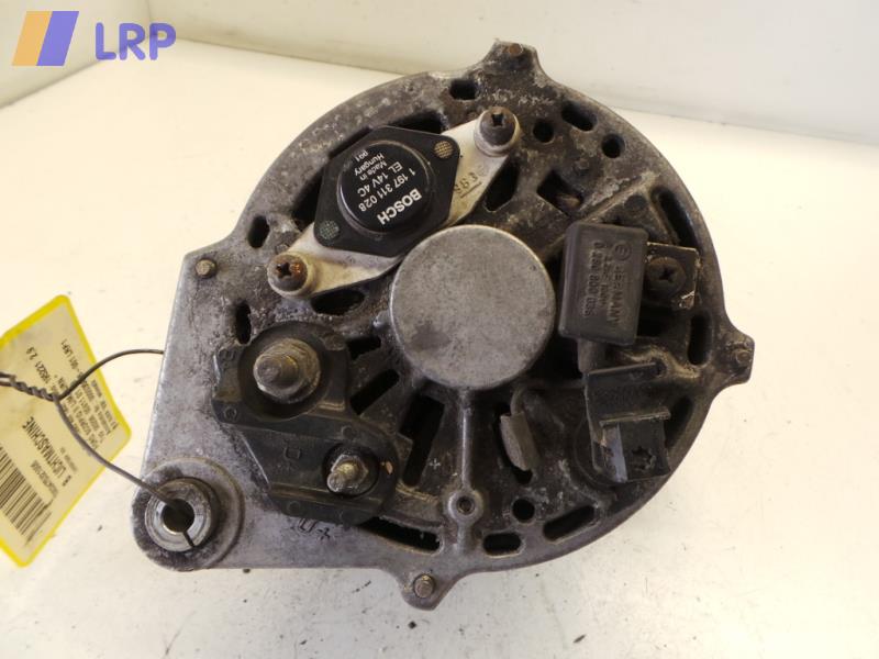 Ford Scorpio 1 Lichtmaschine 90A Generator BOSCH 2.9 152kw BJ1995