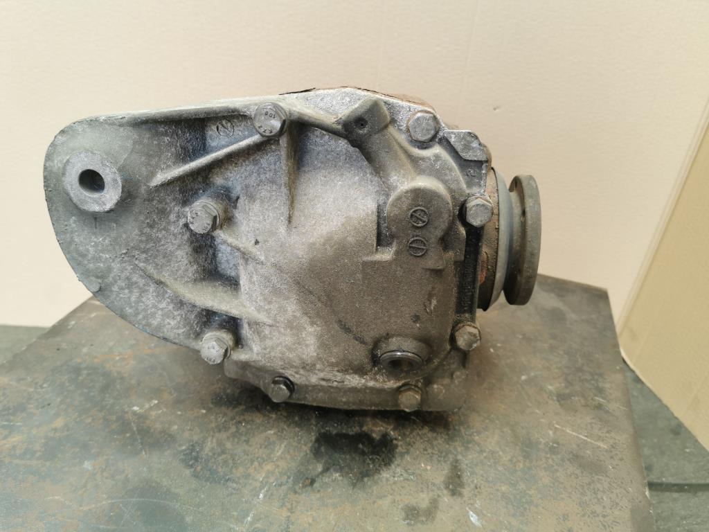 BMW E90/91 BJ05 Differential 2.0D M47 120KW 204D4 6G-Automatik 7529099-04