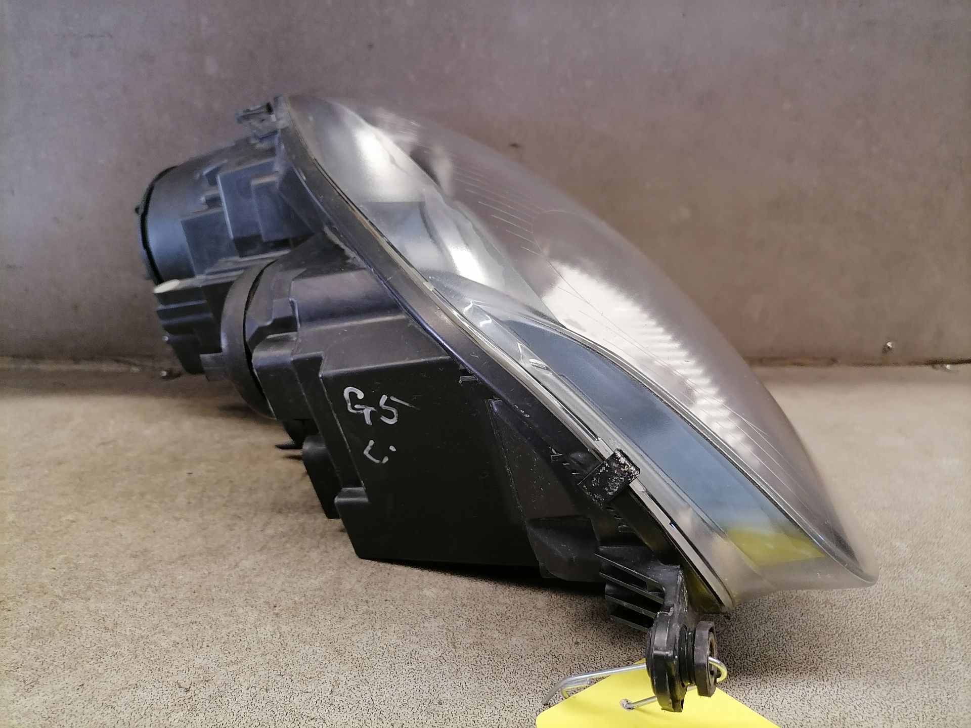 VW Golf 5 original Xenonscheinwerfer vorn links Bj.2005