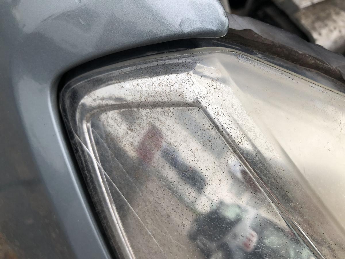 Dacia Sandero BS0 Scheinwerfer vorn rechts Beifahrerseite Halogen Tr&uuml;bung