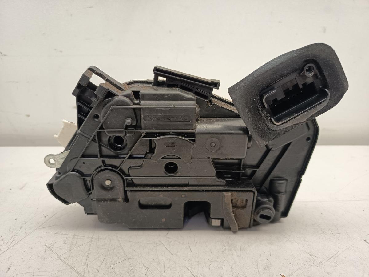 Seat Leon ST 5F Baujahr 2015 original T&uuml;rschloss vorne rechts