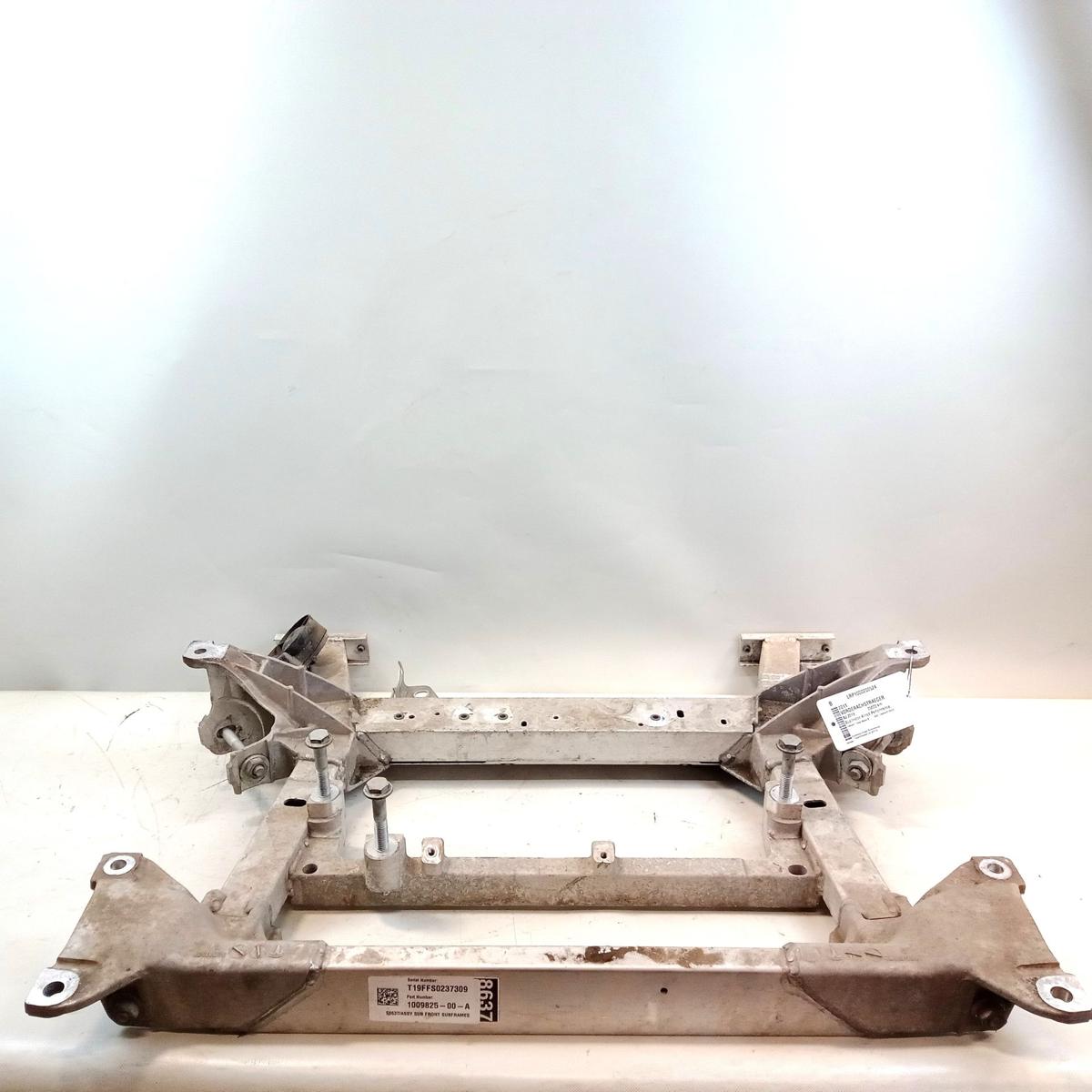 Tesla Model S Dualmotor original Vorderachstr&auml;ger Hilfsrahmen Vorderachse Bj2019