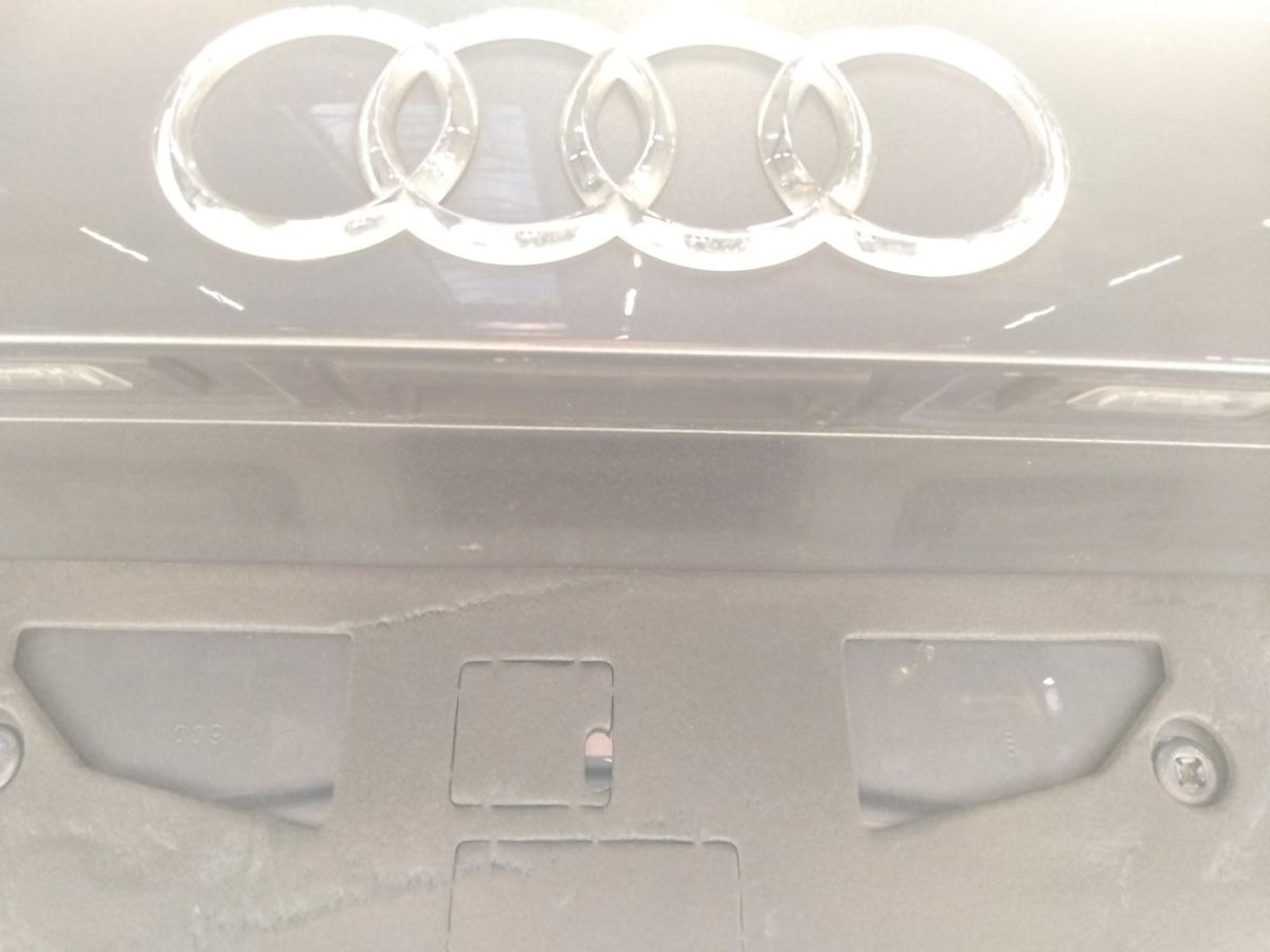 Audi A3 8V Heckklappe Kofferraumdeckel Heckscheibe 3t&uuml;rig LX7R Bj2013