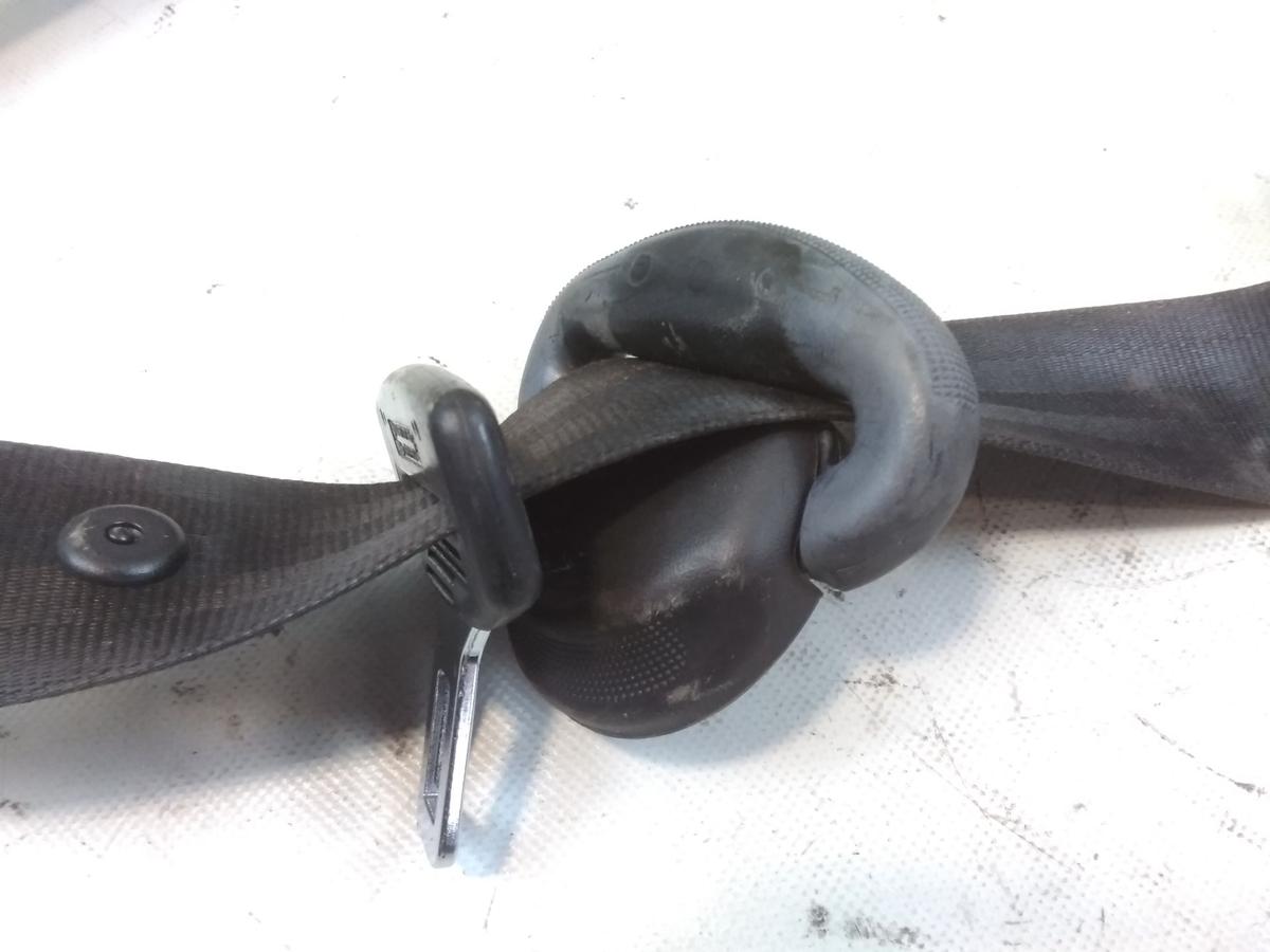 Skoda Fabia 1 6Y original Sicherheitsgurt vorn rechts schwarz unfallfrei BJ2005