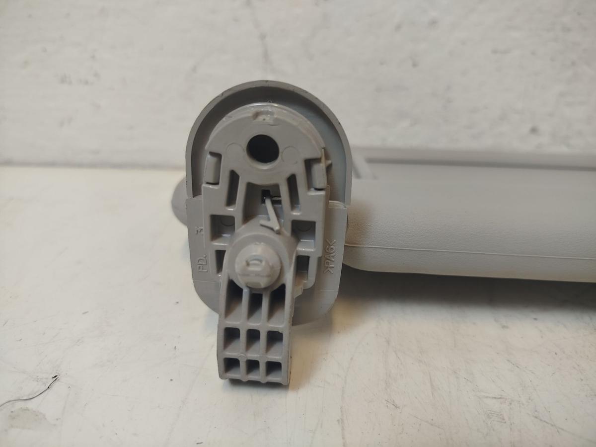 Hyundai i30 PD Mild Hybrid Sonnenblende vorn rechts mit Spiegel Beifahrerseite