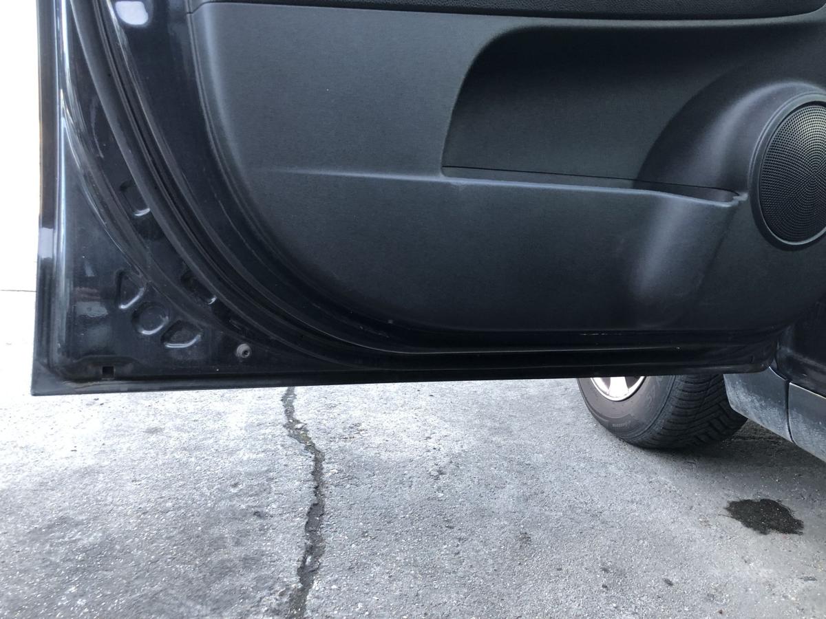 Kia Venga YN T&uuml;r vorn links Fahrert&uuml;r im Rohbau 9F Stone Black Perl