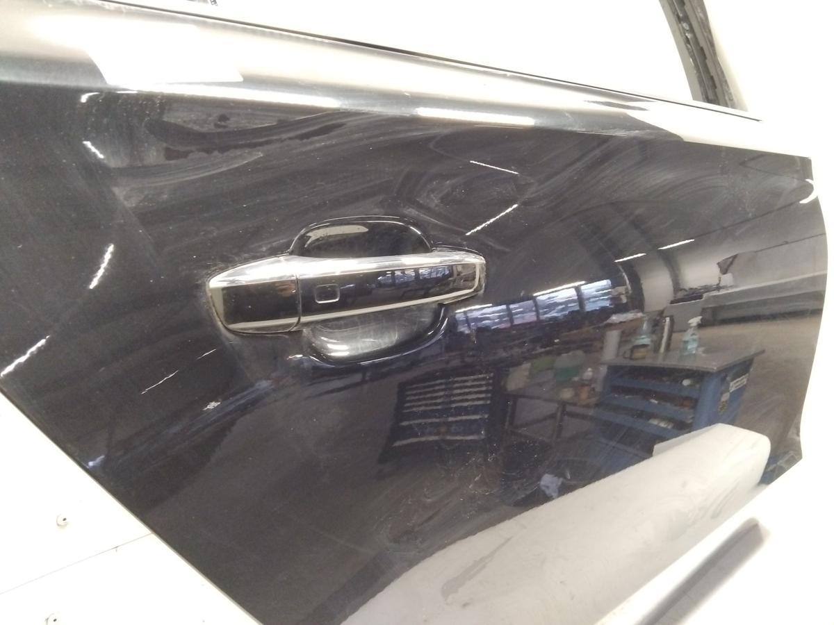 Audi A8 A8L D4 4H Langversion T&uuml;r hinten rechts LZ9Y Phantomschwarzmet. BJ2015
