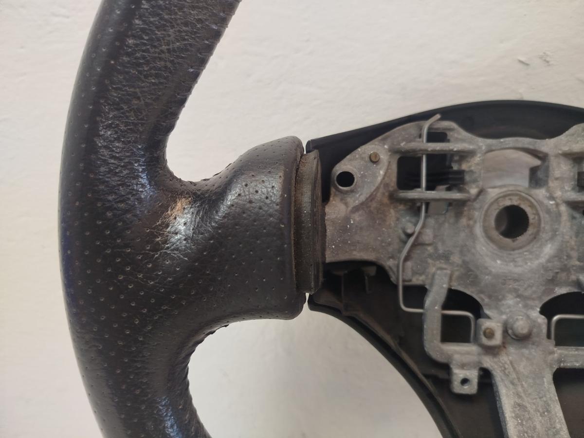 Peugeot 206 CC Lenkrad Leder Lederlenkrad rot schwarz gelocht