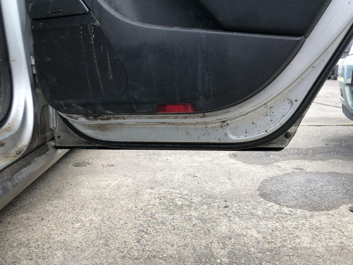 VW Passat 3C B6 Variant T&uuml;r hinten rechts Fondt&uuml;r Rohbau LA7W Reflexsilber Met