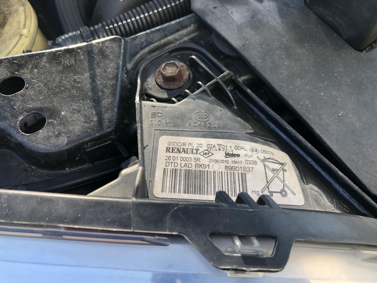 Renault Laguna III original Scheinwerfer rechts Xenon/Haupt/Licht/Front Bj 2010
