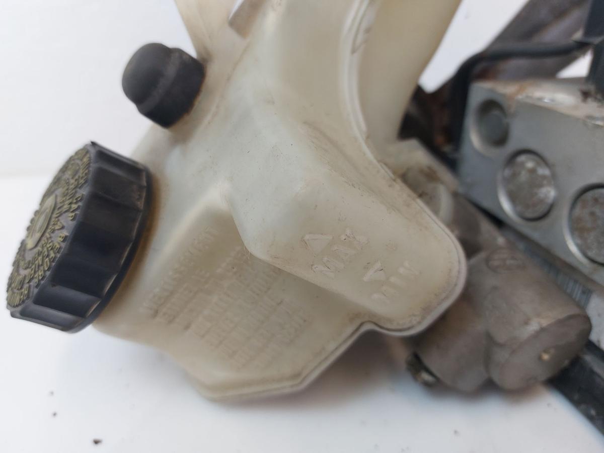 VW Golf 3 Cabrio 1E ABS Block Pumpe Hydroaggregat Hauptbremszylinder Halteblech