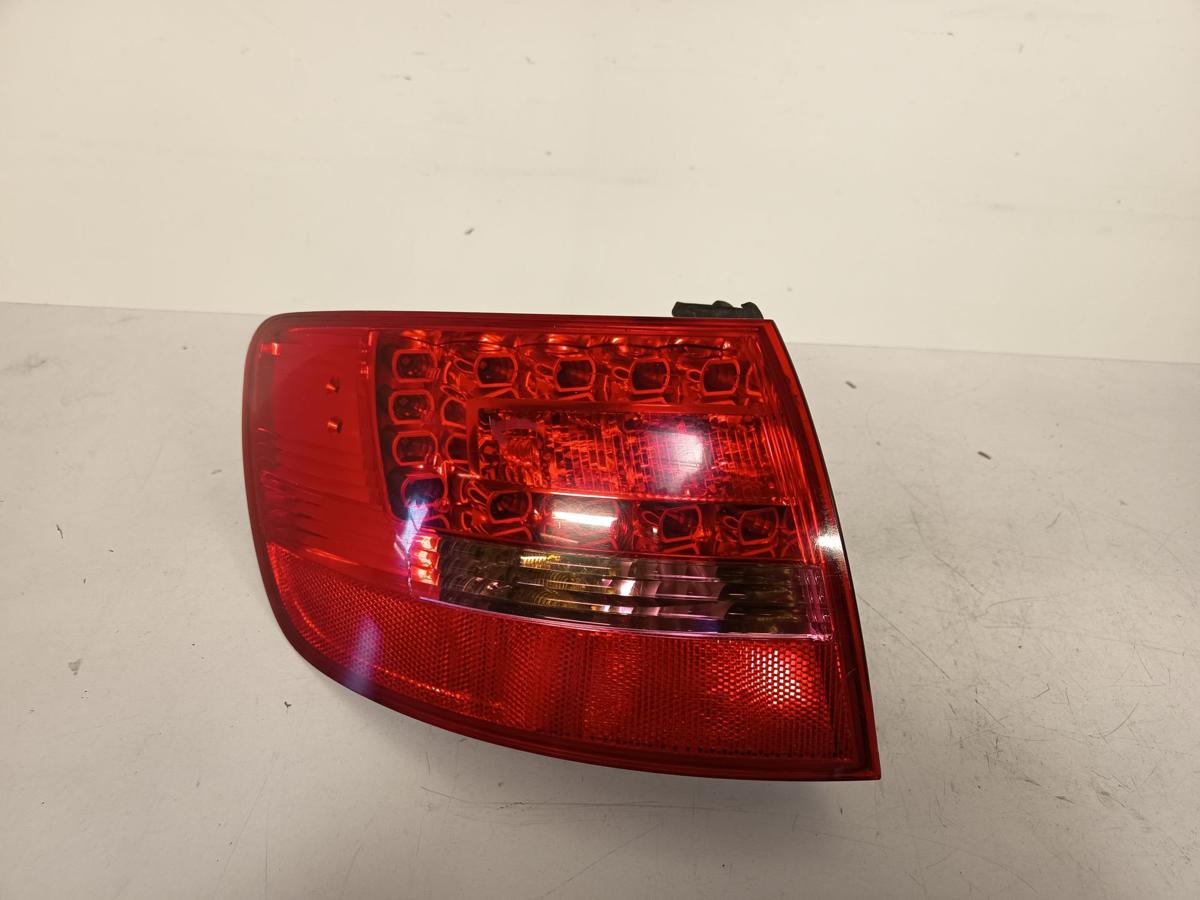 Audi A6 4F Avant Bj 2006 original Rück-Schluss-Heckleuchte links LED