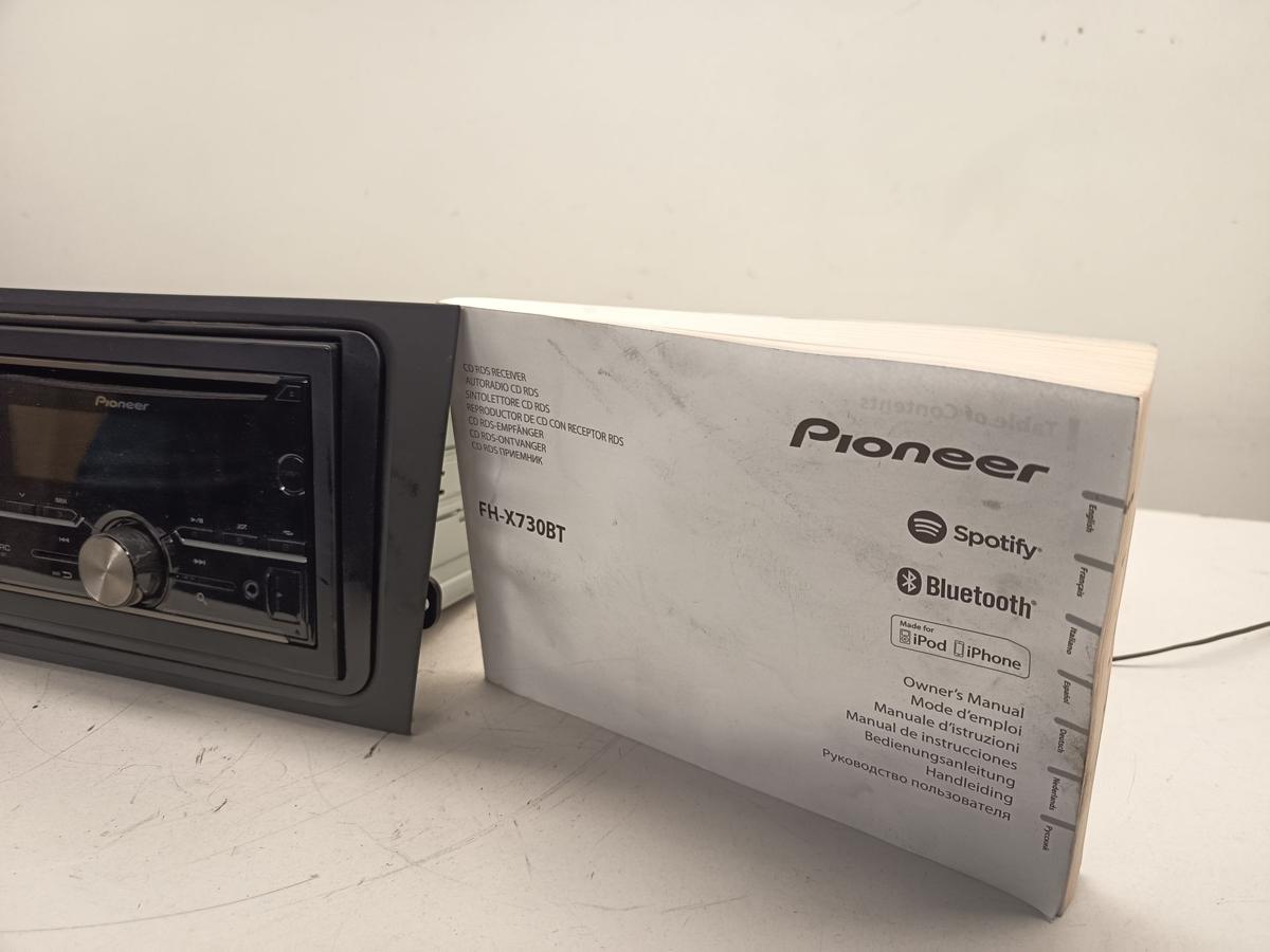 VW Golf VI 6 Bj 2009 Pioneer FH-X730BT Doppeldin Radio MP3 USB Bluetooth