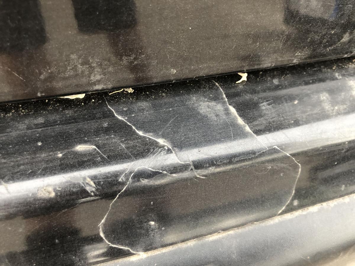 Nissan Note E11 Sto&szlig;f&auml;nger hinten Hecksch&uuml;rze Sto&szlig;stange Heck schwarz