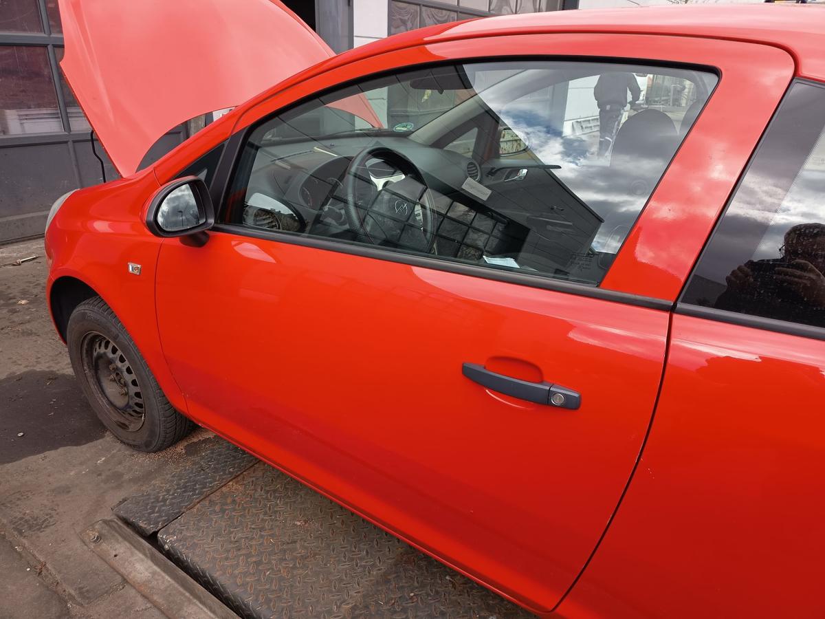 Opel Corsa D original T&uuml;r links Fahrert&uuml;r Z547 Magmarot Baujahr 2009