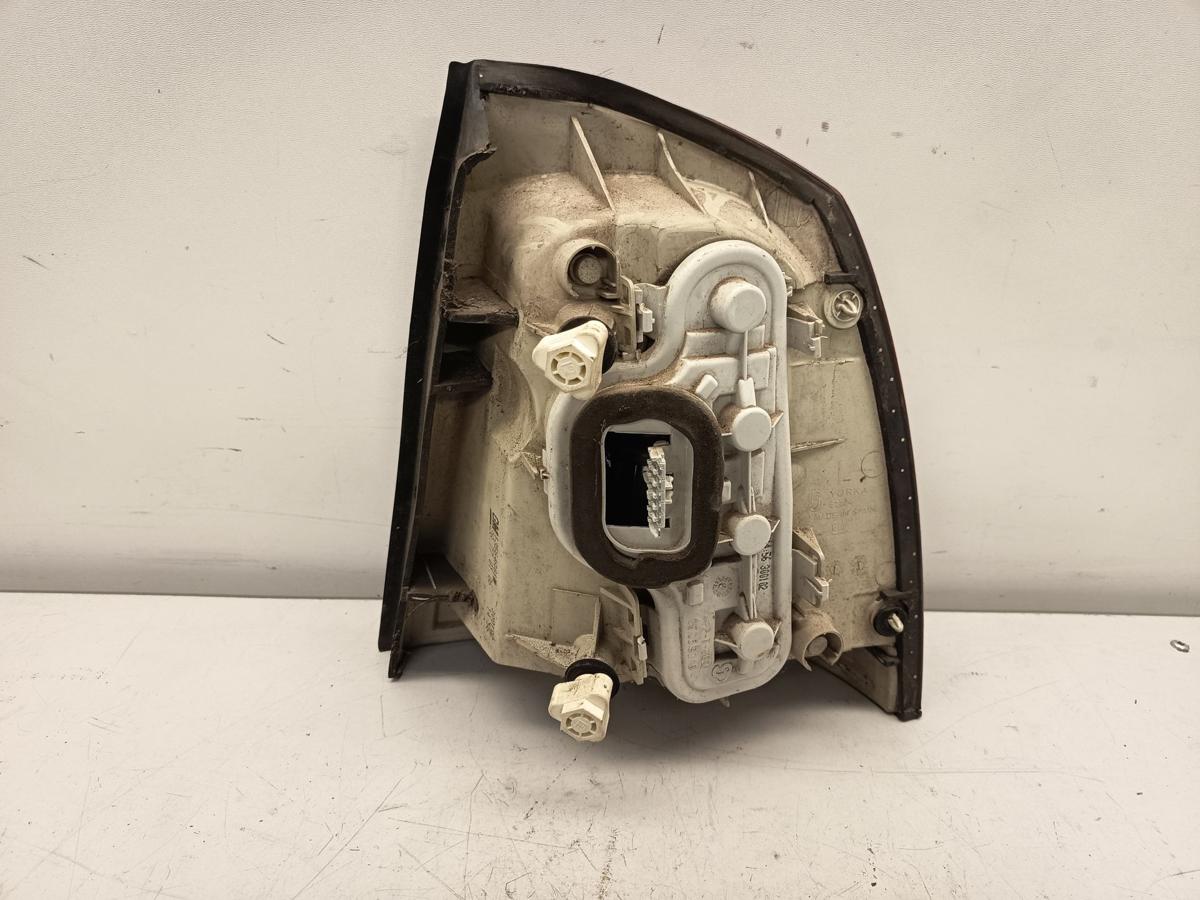 Opel Astra G Coupe orig R&uuml;ckleuchte links Heck Schluss Licht abgedunkelt Bj 2002