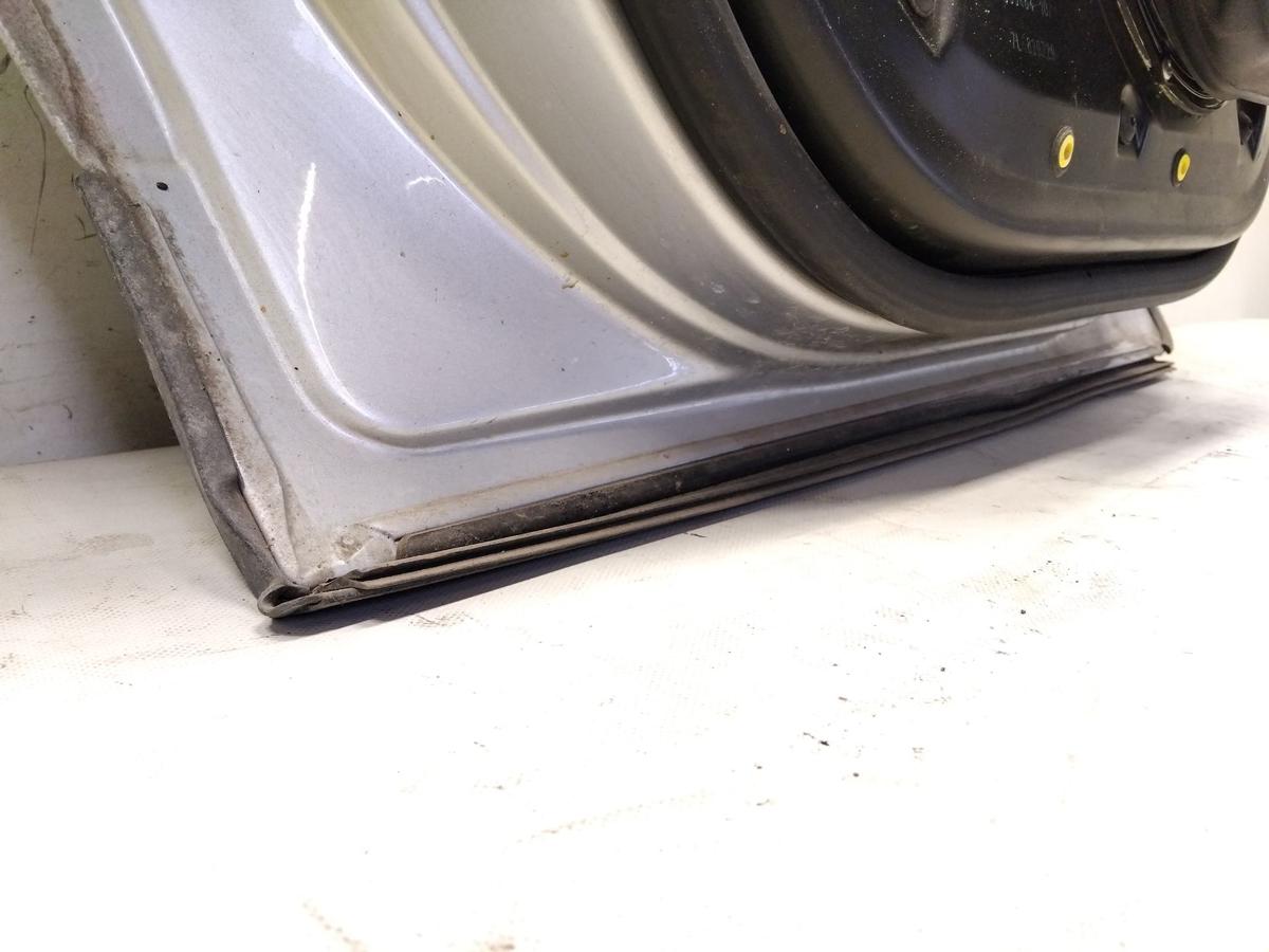 VW Touareg 7L T&uuml;r hinten links LA7W Reflexsilber Metallic BJ2002