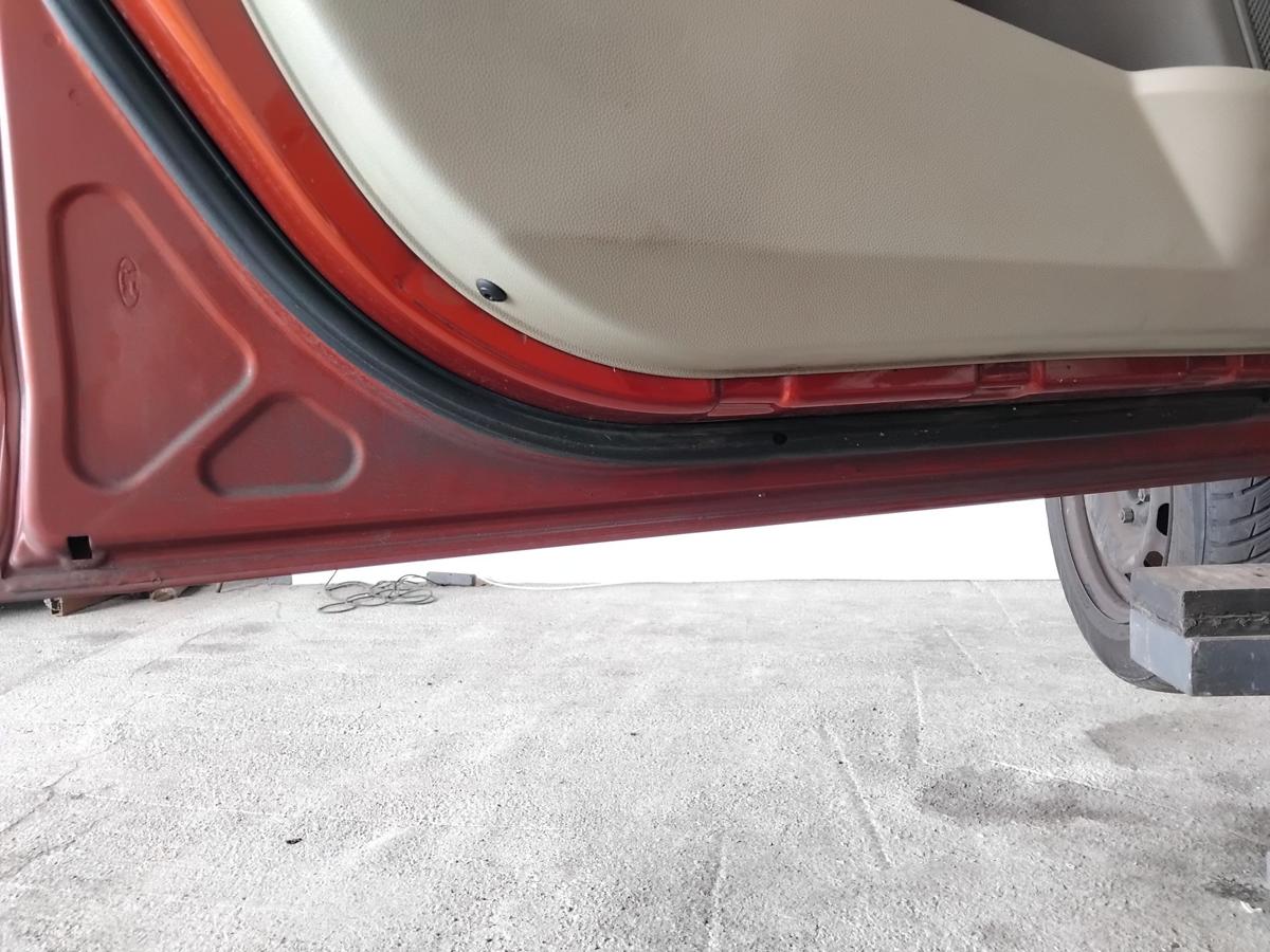 Ford Fiesta JA8 T&uuml;r vorn links Fahrert&uuml;r 5-t&uuml;rig tangorotmetallic BJ2010