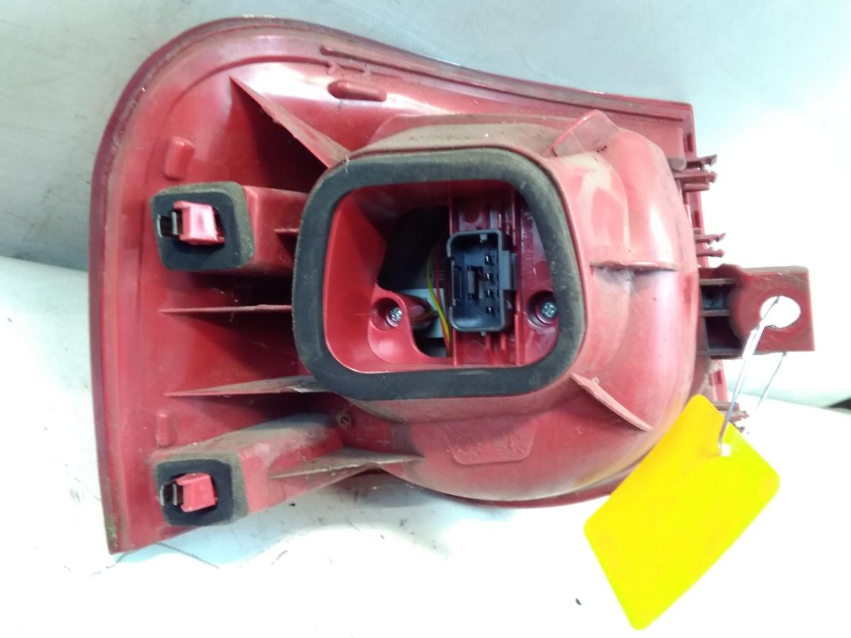VW Passat 3C Variant original R&uuml;ckleuchte Schlussleuchte rechts au&szlig;en LED BJ2007