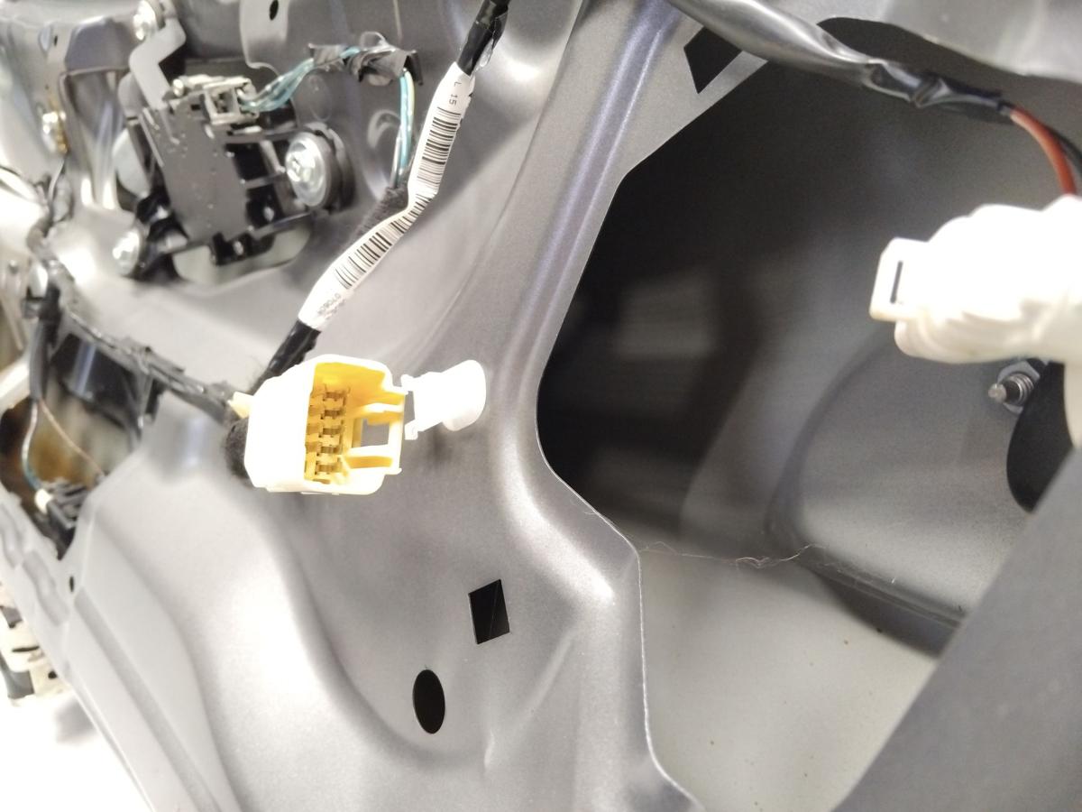 Mitsubishi Colt Z30 orig Heckklappe U63 Stahlgrau mit Heckscheibe 3t&uuml;rig BJ2005